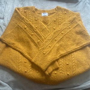 XXL Old Navy knit sweater; gold colored;